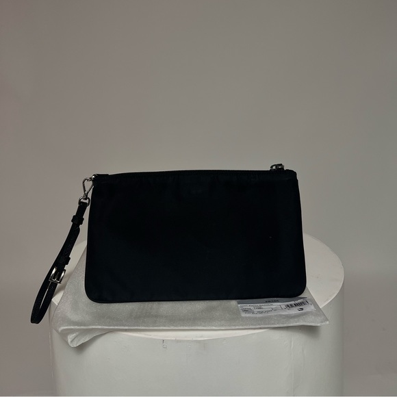Prada nylon 2021 Tessuto wristlet. Great condition. - Picture 2 of 9